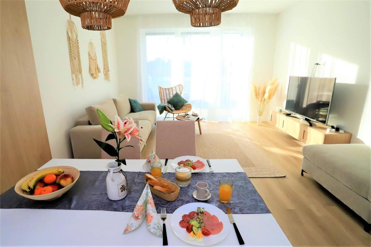 Platán Beach Apartman Balatonboglár Exterior foto